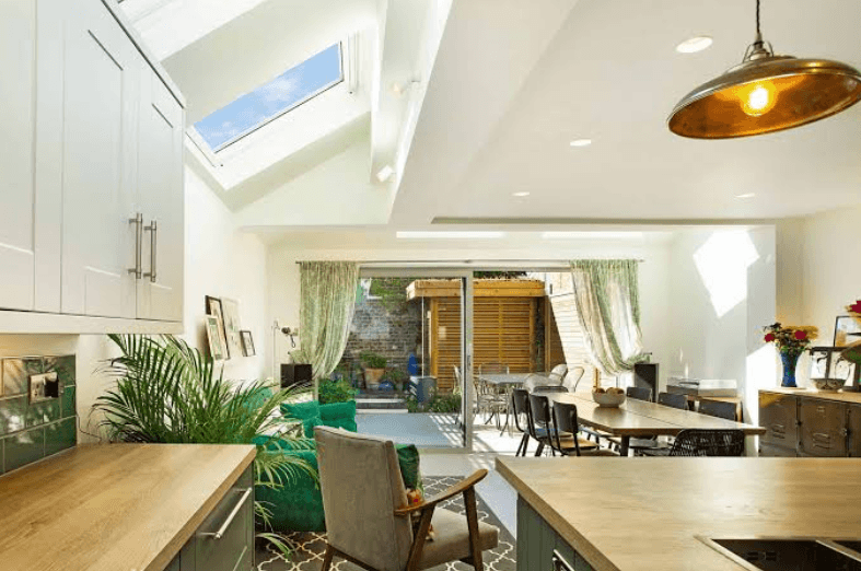 What a Design and Build London Team Gets Right on a Kitchen Extension